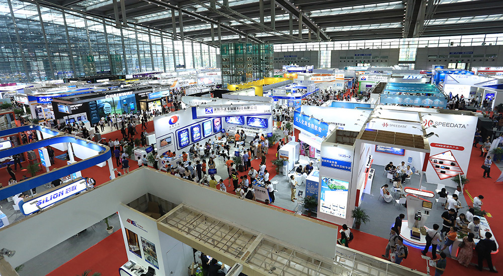 2018���ʮ������������������ļ�չ����ٰ�